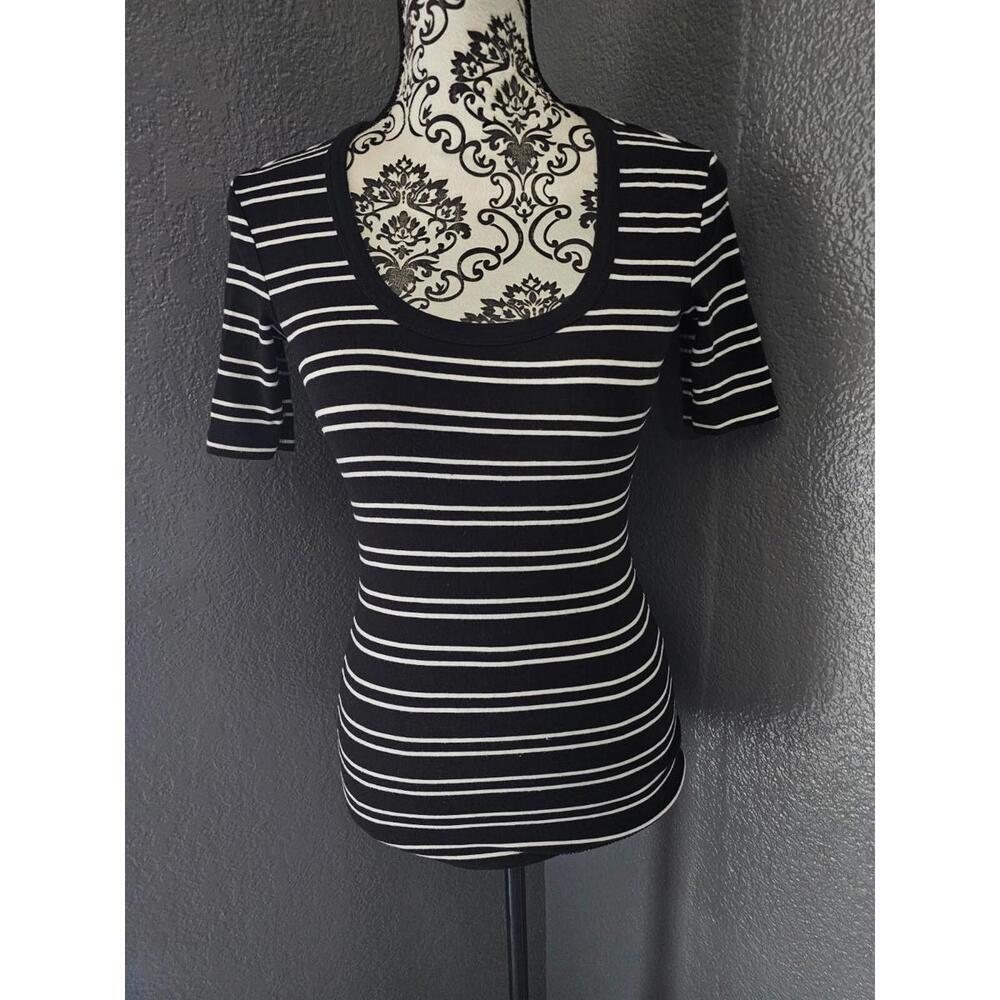 Women's Willi Smith Blouse Size X Small Striped Black & White Short Sleeves XS